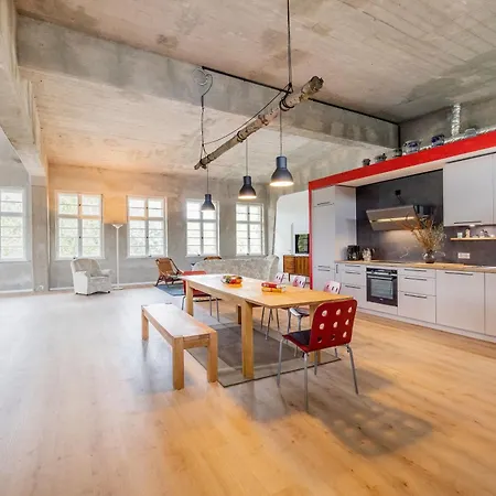 Gueterloft Altefaehr Ferienhaus *